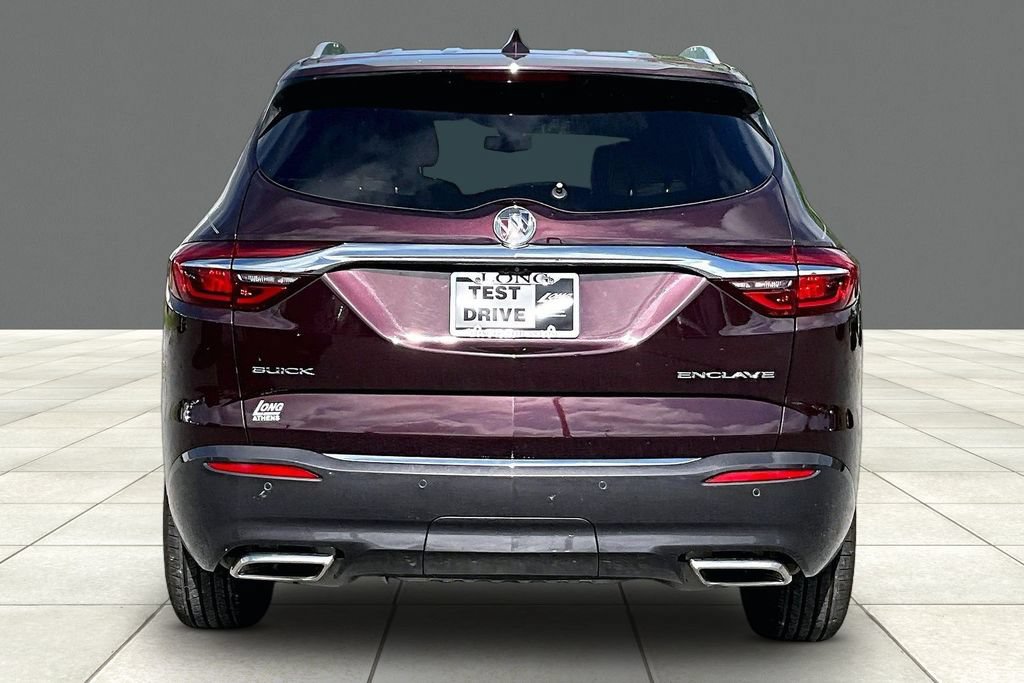 Certified 2018 Buick Enclave Essence w/ Trailering Package FWD image 4