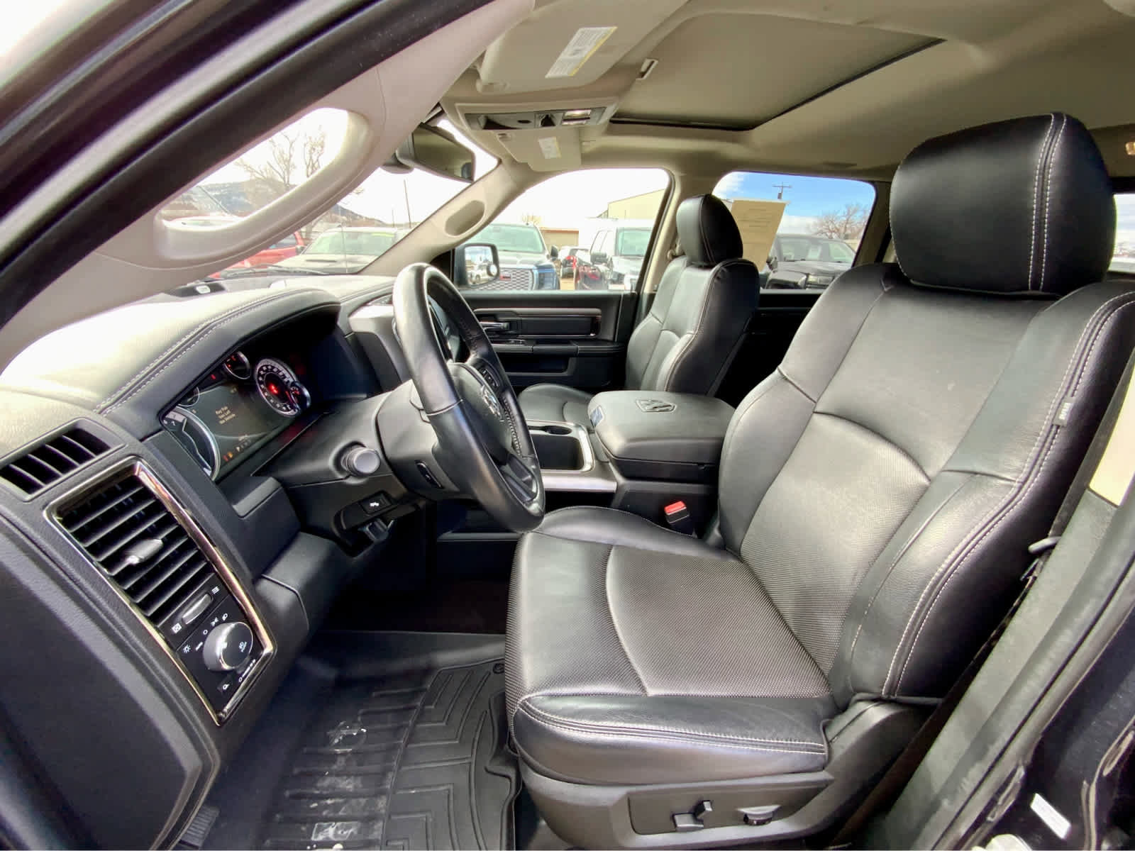 Used 2017 RAM 1500 Sport image 22