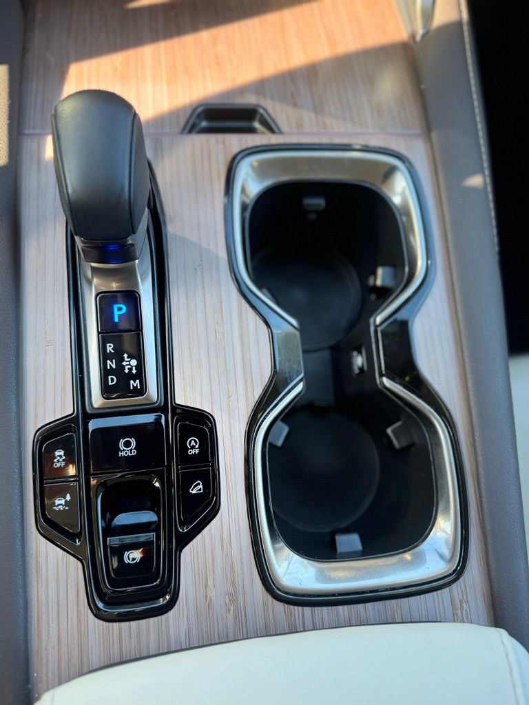 Used 2024 Lexus RX 350 Premium w/ Accessory Package (Z1) image 18