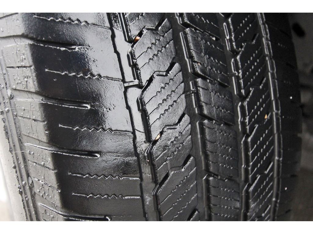 Used 2023 Ford Expedition Limited image 32