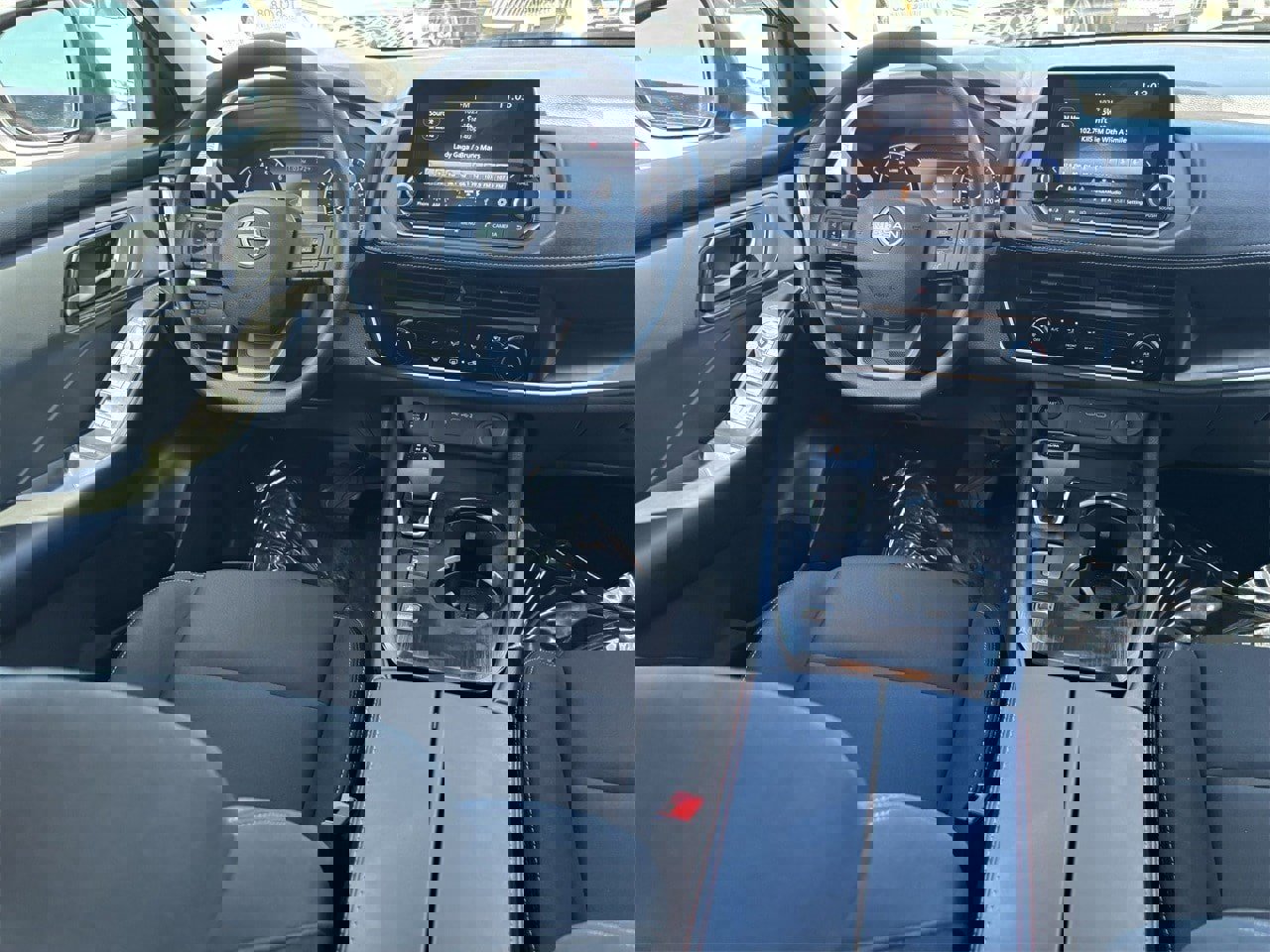 New 2026 Nissan Rogue S image 17