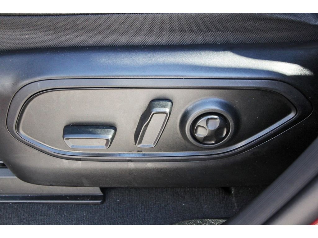 Used 2022 Jeep Grand Cherokee Overland RWD image 29