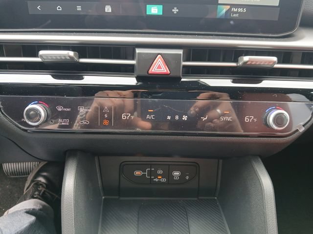 New 2026 Kia Sportage SX AWD/4WD image 28