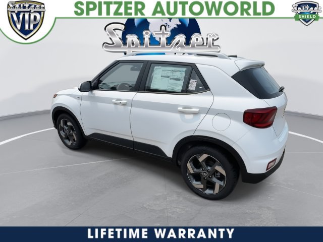 New 2026 Hyundai Venue SEL FWD image 10