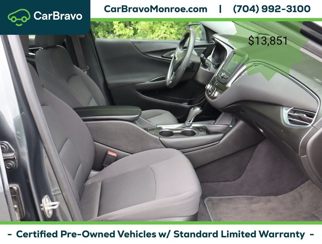 Certified 2017 Chevrolet Malibu LT FWD image 39