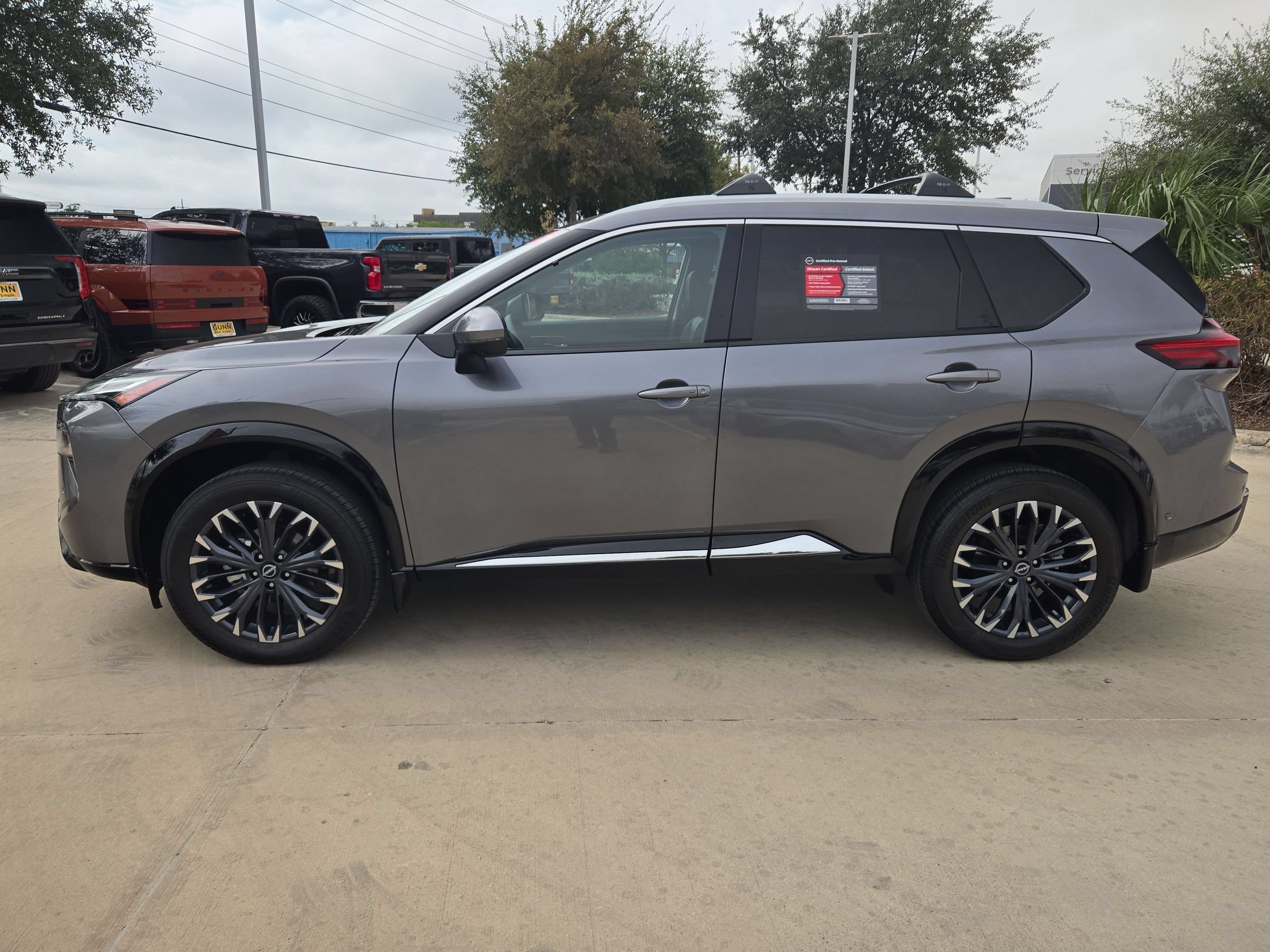 Certified 2026 Nissan Rogue Platinum w/ Platinum Premium Package AWD/4WD image 6