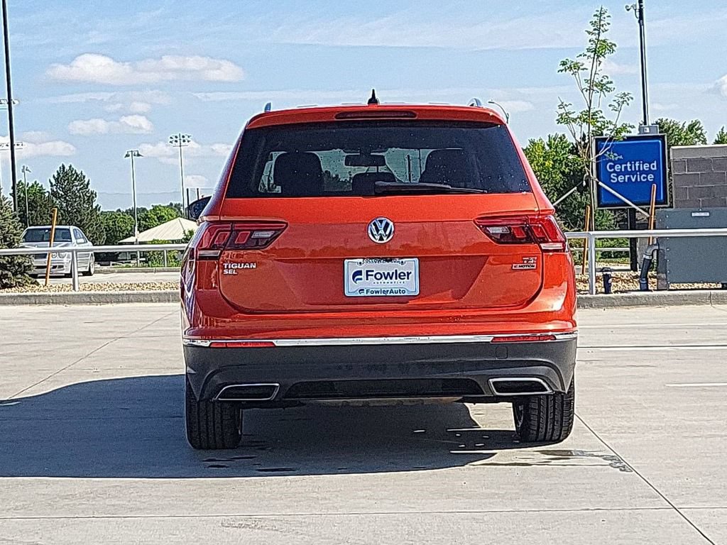 Used 2018 Volkswagen Tiguan SEL AWD/4WD image 7
