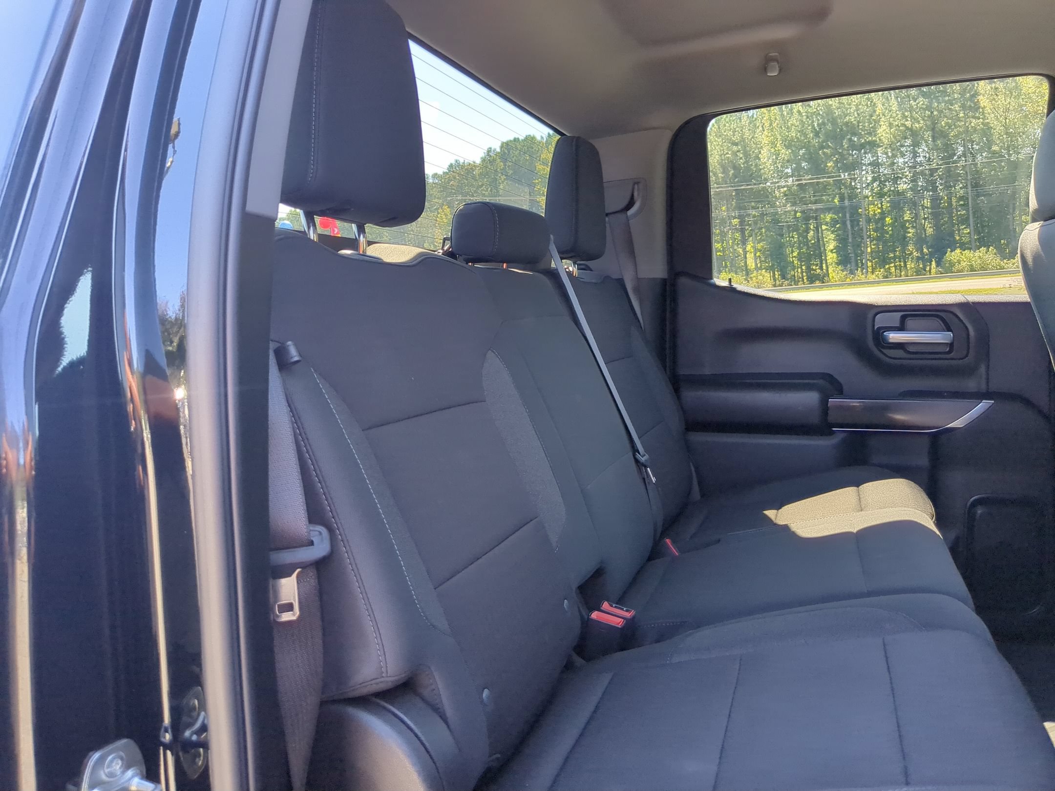 Used 2025 Chevrolet Silverado 1500 Custom Trail Boss w/ Midnight Edition AWD/4WD image 24