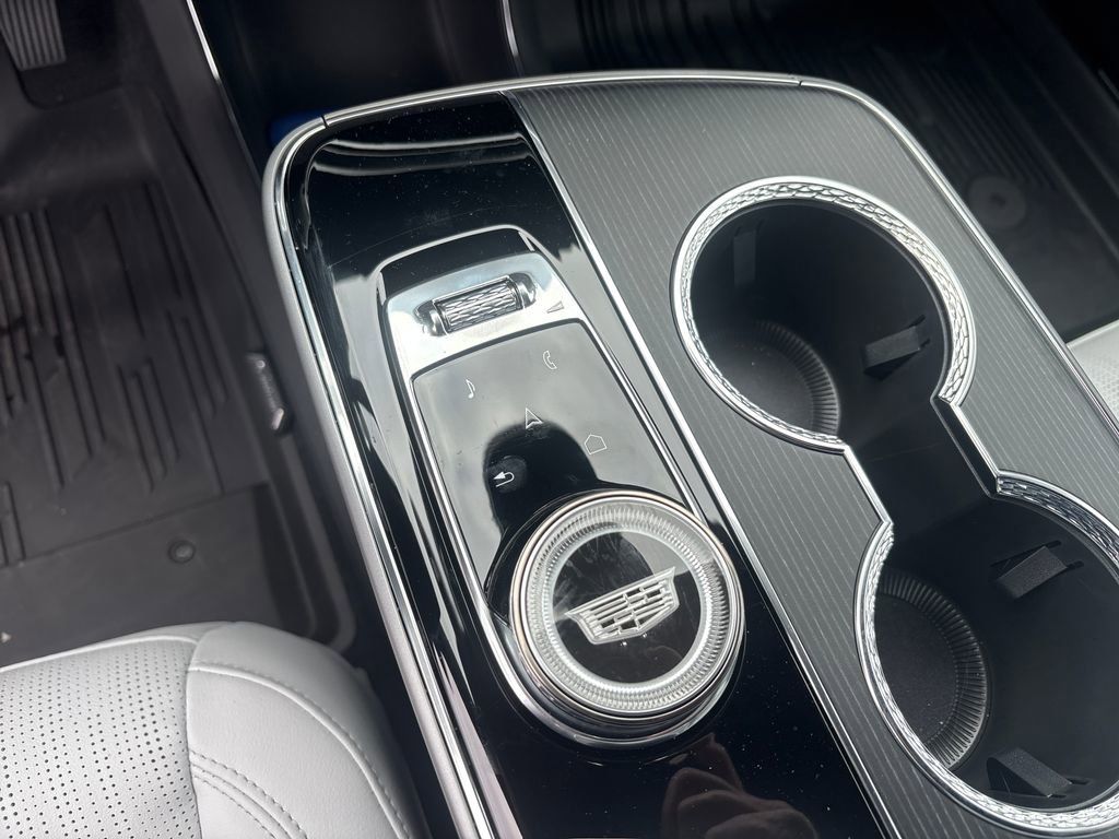 New 2025 Cadillac Lyriq Premium Luxury w/ LPO, Floor Liner Package image 26