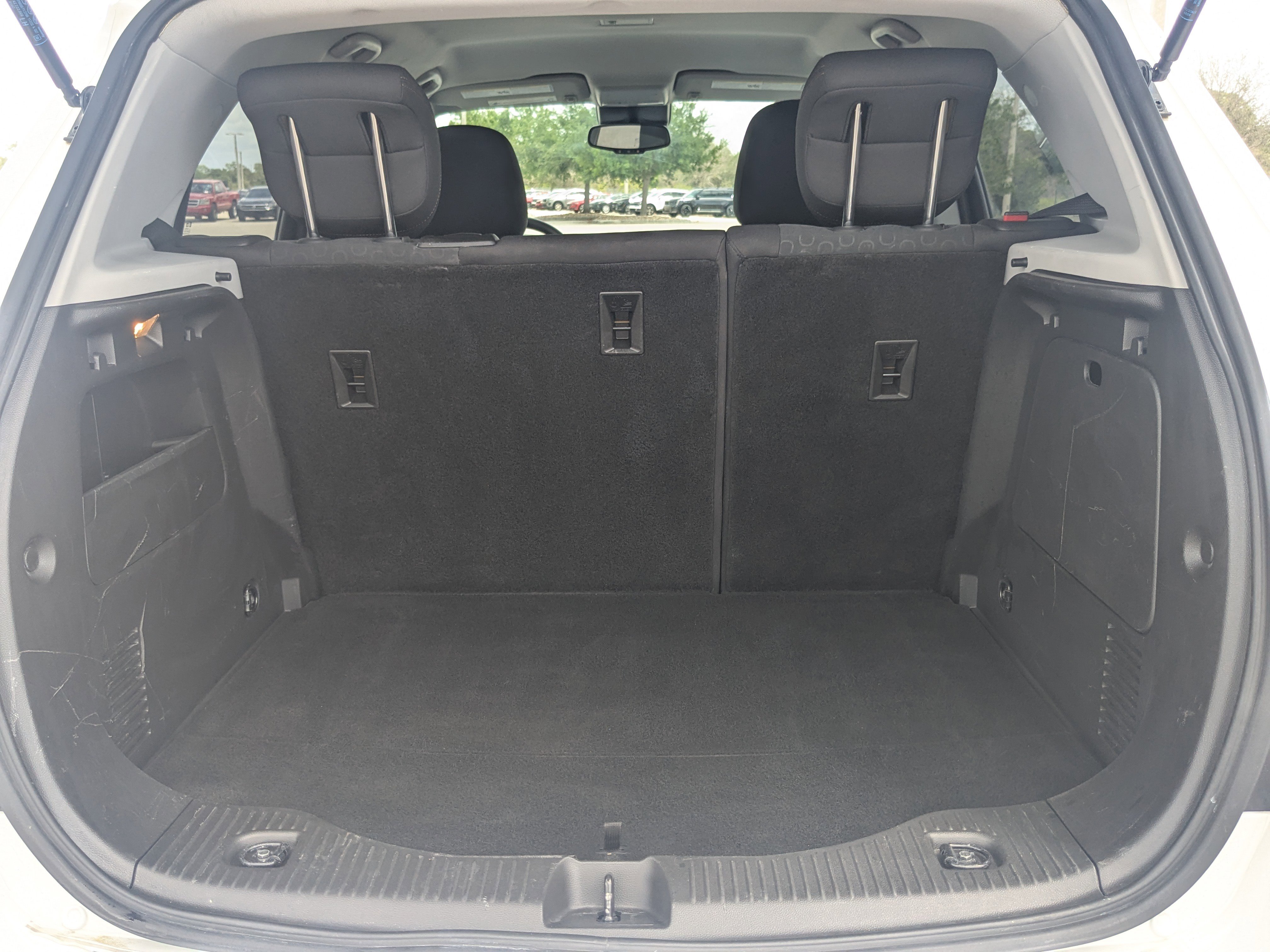 Used 2022 Chevrolet Trax LS w/ Tint and Cruise Package image 14