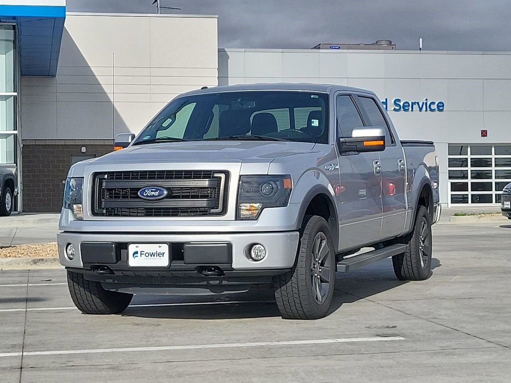Used 2014 Ford F150 FX4 w/ Equipment Group 402A Luxury AWD/4WD image 4