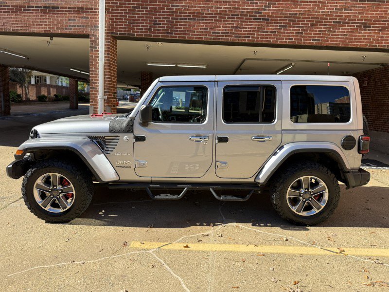 Used 2019 Jeep Wrangler Unlimited Sahara w/ Cold Weather Group image 12