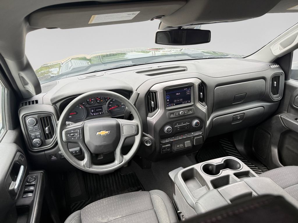 Used 2024 Chevrolet Silverado 2500 Custom w/ Custom Value Package AWD/4WD image 12
