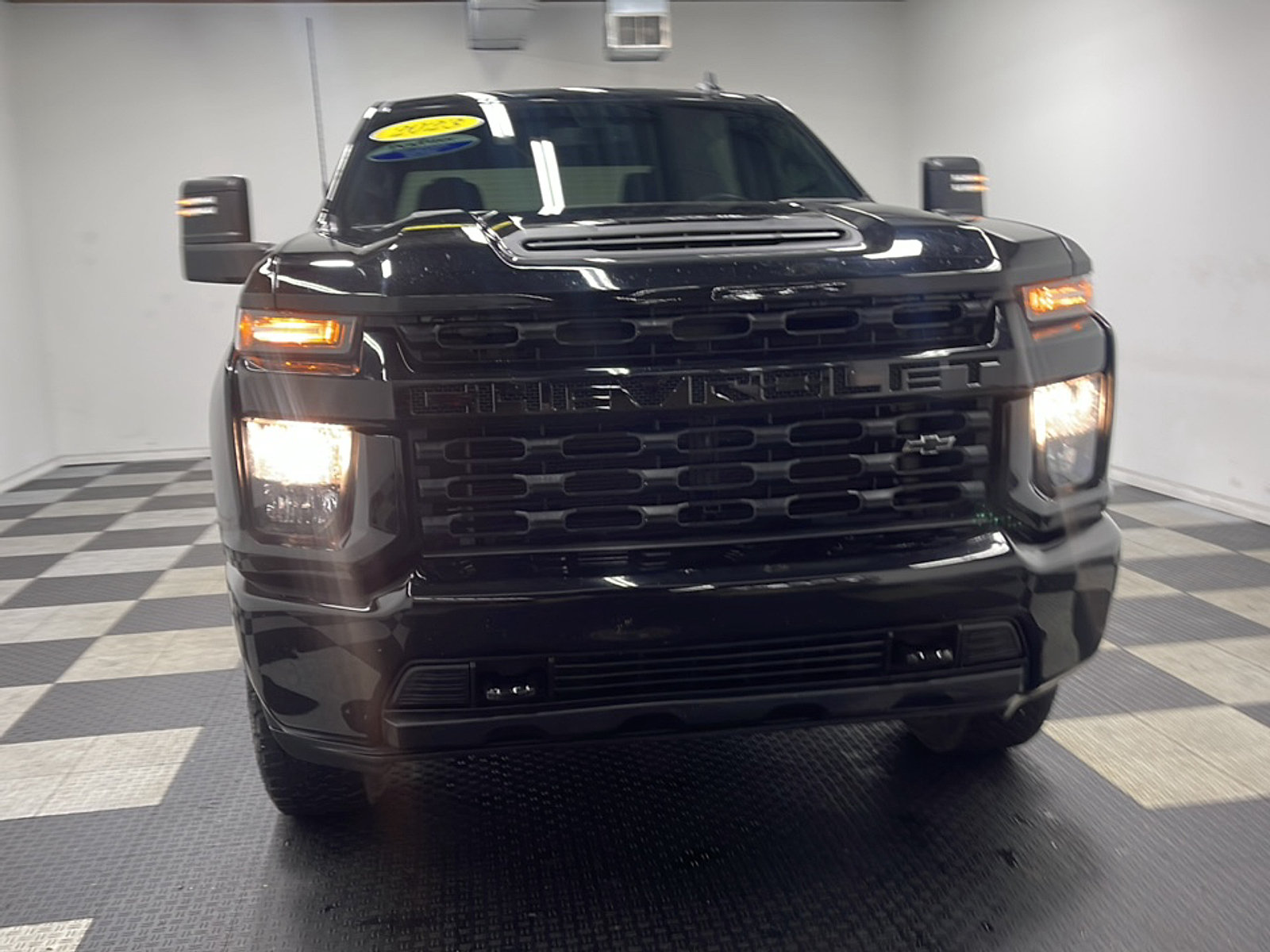 Used 2023 Chevrolet Silverado 2500 Custom w/ Custom Value Package AWD/4WD image 23