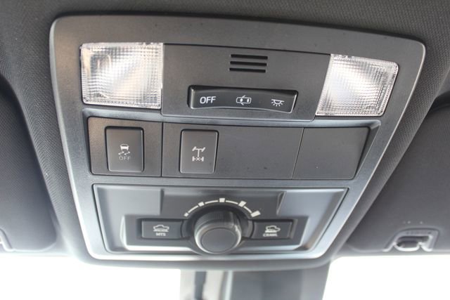 Used 2019 Toyota Tacoma TRD Off-Road AWD/4WD image 29