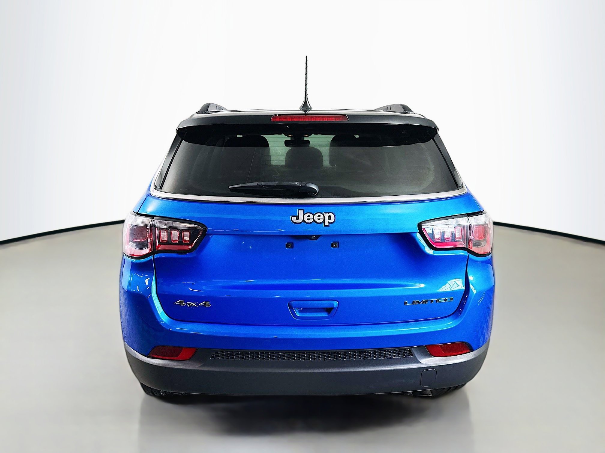 Used 2019 Jeep Compass Limited image 6