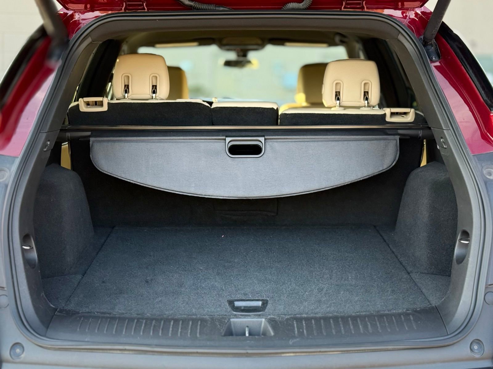 Used 2017 Cadillac XT5 FWD image 48