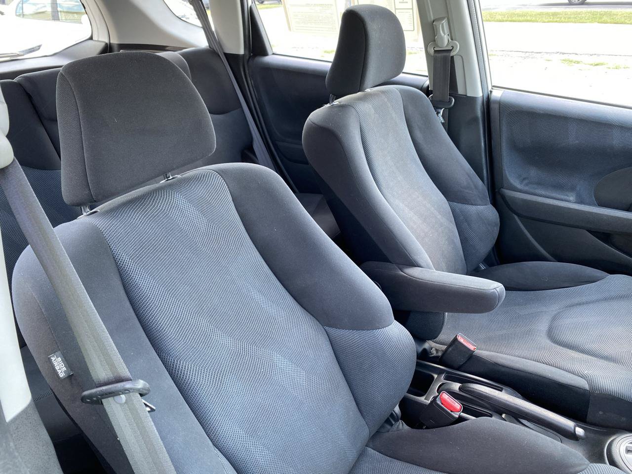 Used 2009 Honda Fit Sport image 9