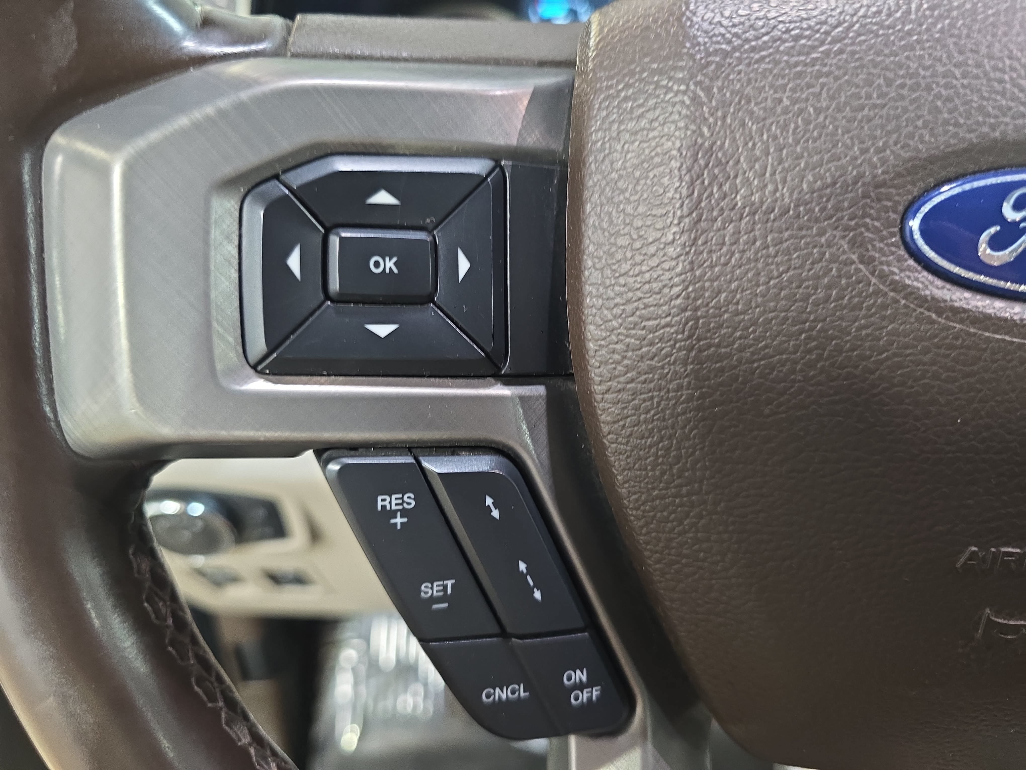Used 2020 Ford F150 Limited AWD/4WD image 14