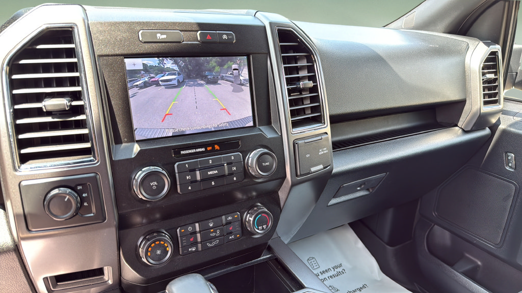 Used 2020 Ford F150 XLT w/ Equipment Group 302A Luxury AWD/4WD image 29