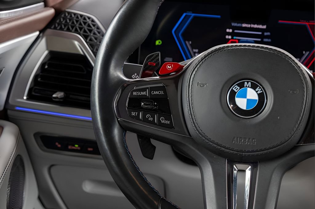 Used 2024 BMW XM AWD/4WD image 25