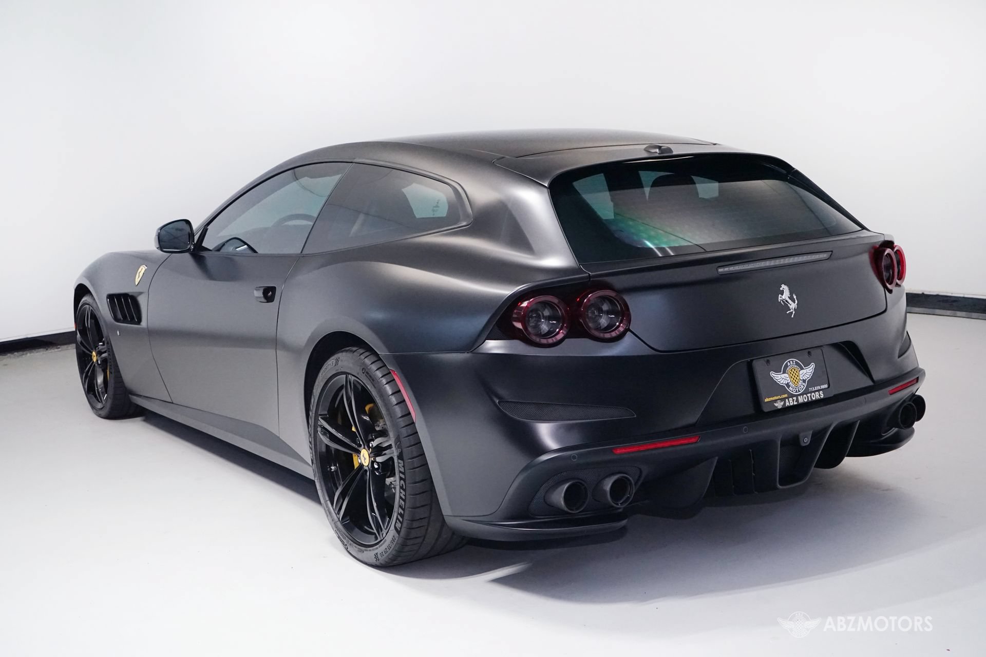 Used 2018 Ferrari GTC4Lusso AWD/4WD image 7