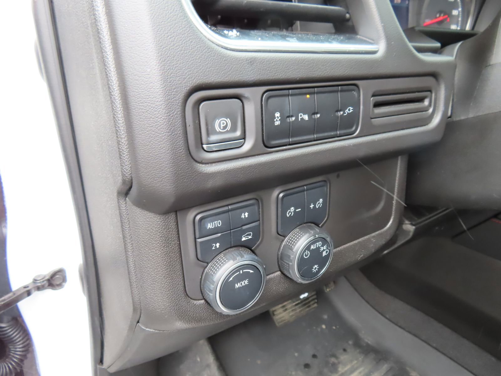 Used 2021 Chevrolet Tahoe RST w/ Rear Media and Nav Package image 14