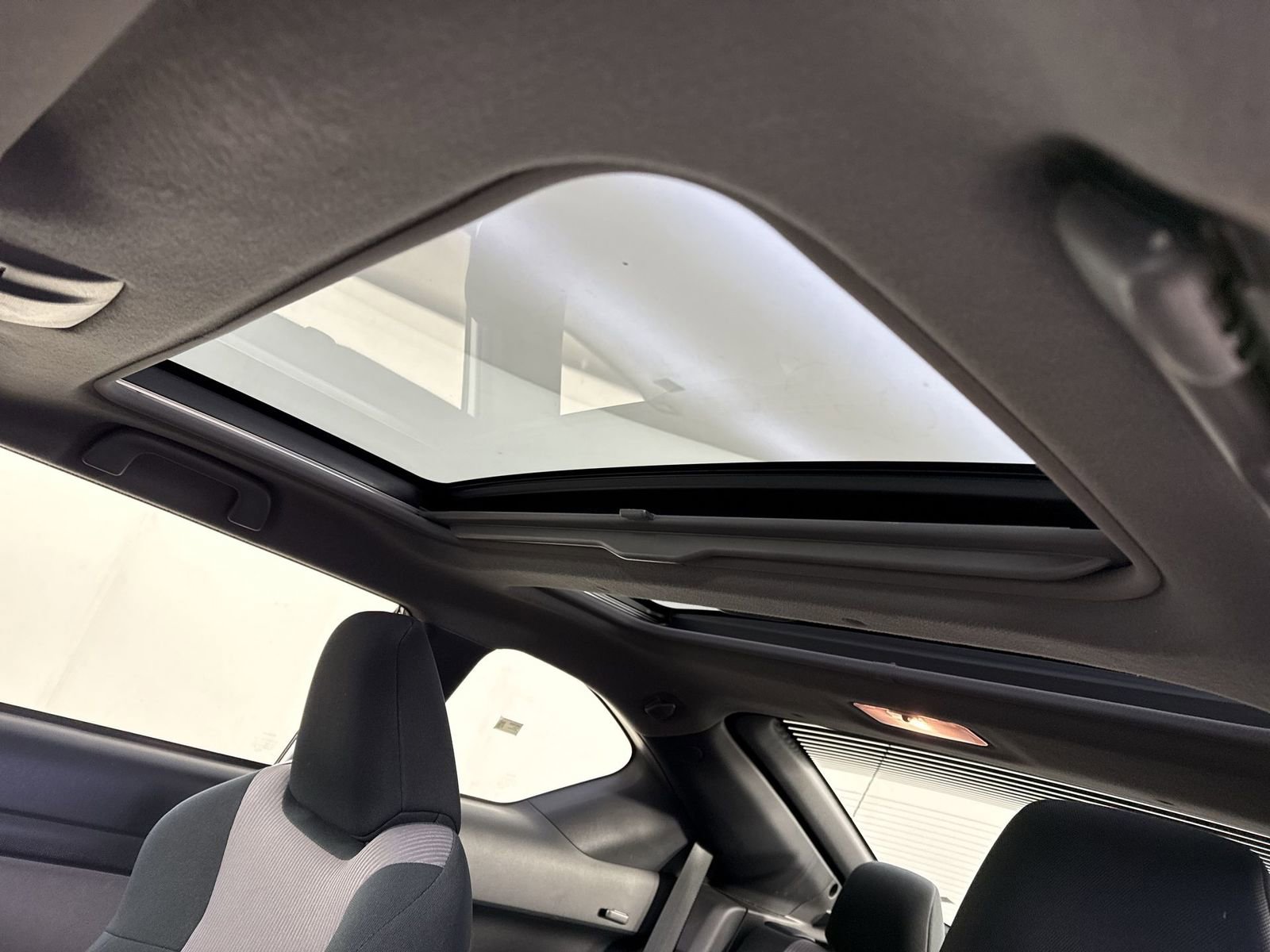 Used 2015 Scion tC image 17