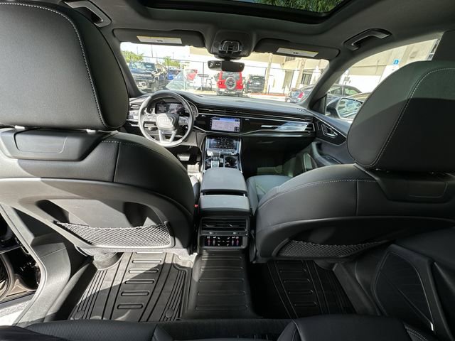 Used 2025 Audi Q8 Premium Plus w/ Premium Plus Package image 31