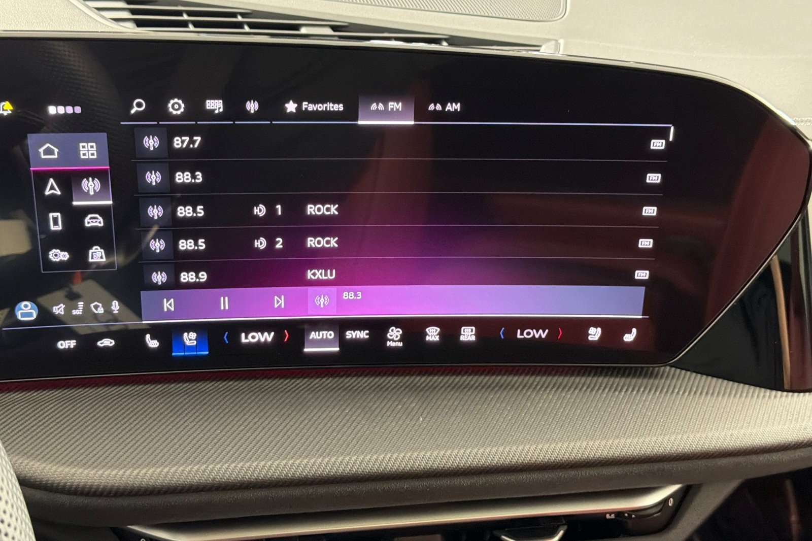 Used 2025 Audi SQ5 Prestige w/ Prestige Package AWD/4WD image 17