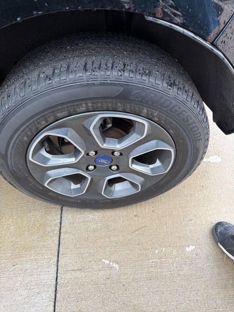 Used 2022 Ford EcoSport S image 14