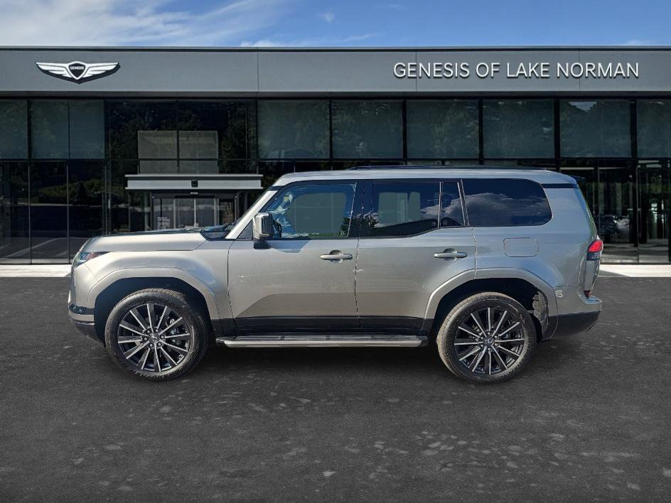 Used 2024 Lexus GX 550 w/ Accessory Package (2T) AWD/4WD image 7