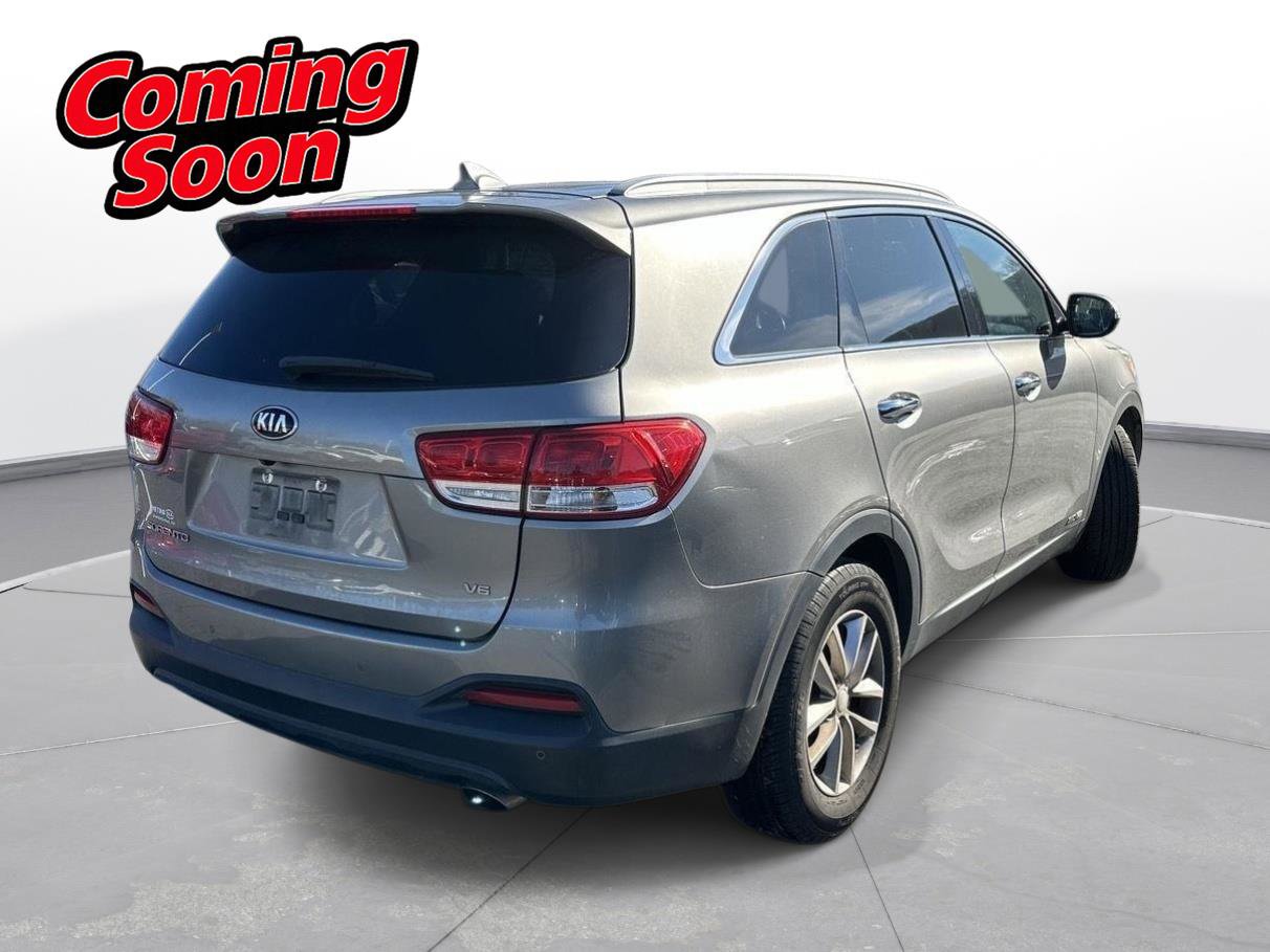 Used 2018 Kia Sorento LX w/ LX V6 Convenience Package image 6
