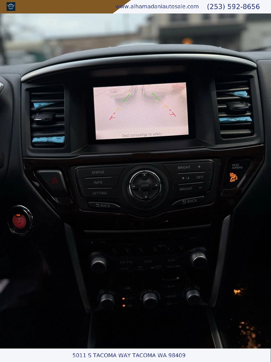 Used 2013 Nissan Pathfinder SL w/ SL Premium Pkg image 19