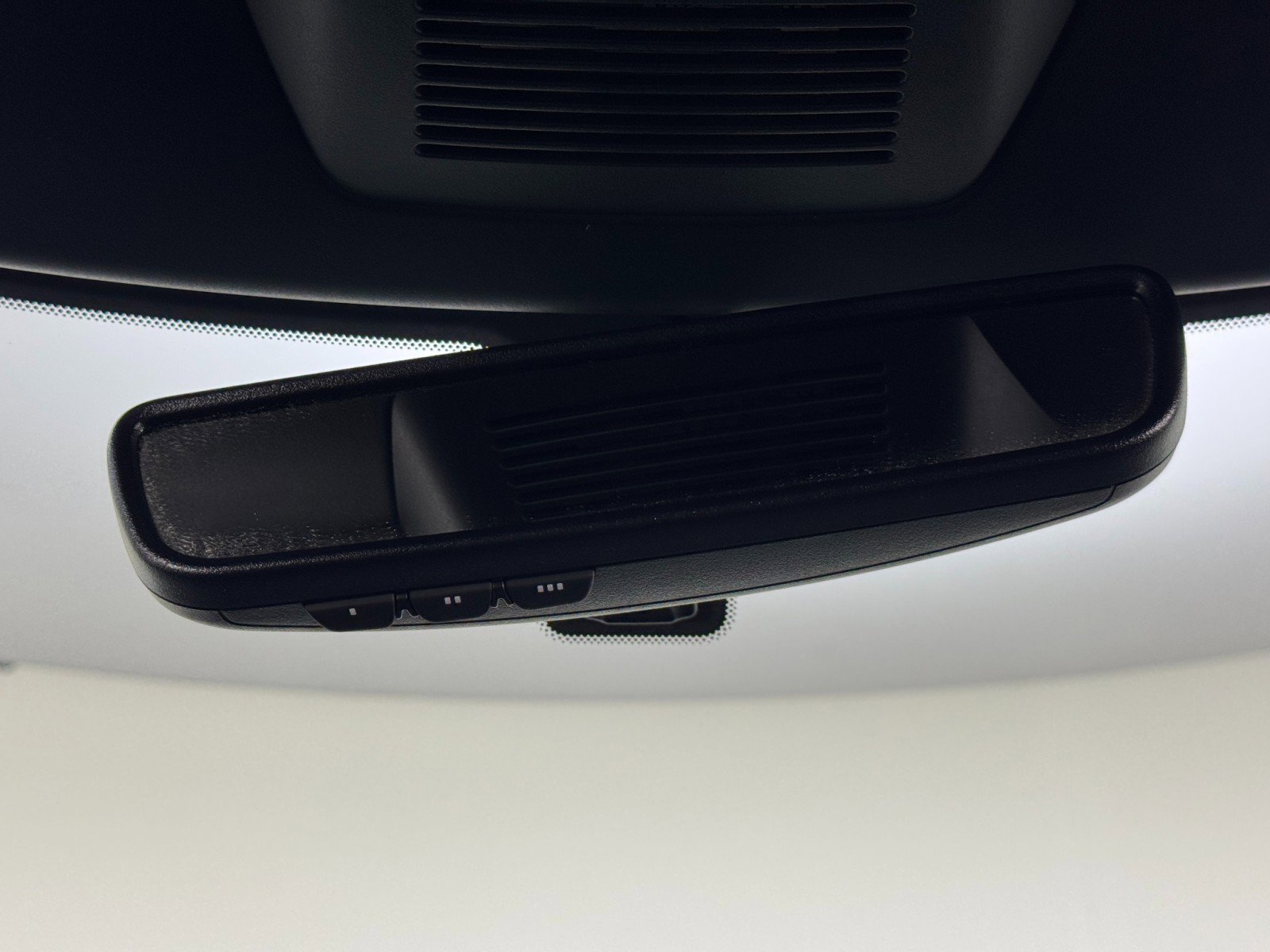 Used 2025 Nissan Pathfinder SL image 29