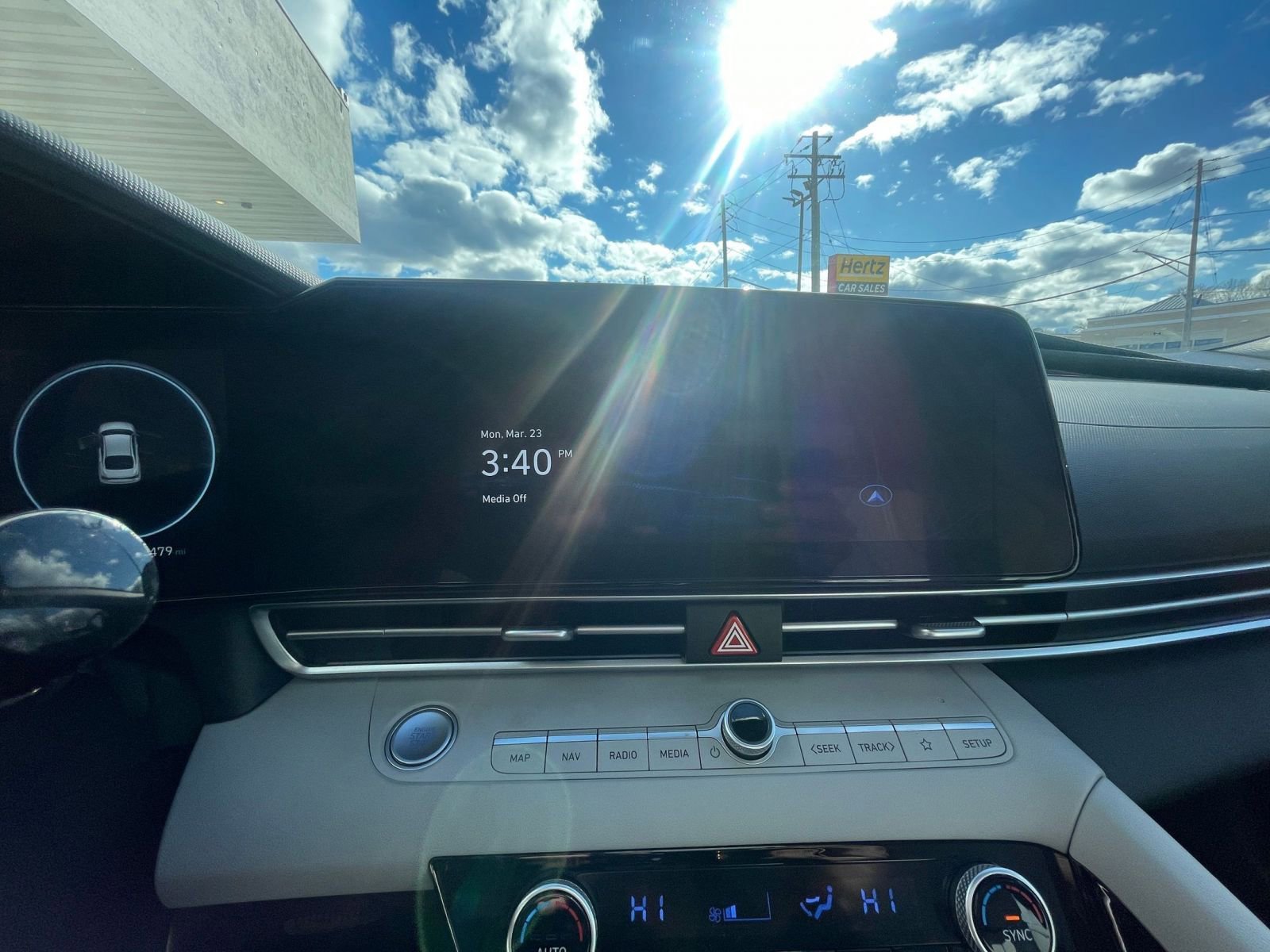 Used 2025 Hyundai Elantra Limited FWD image 20