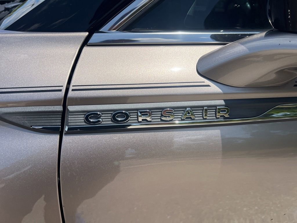 Used 2021 Lincoln Corsair FWD w/ Convenience Package image 26