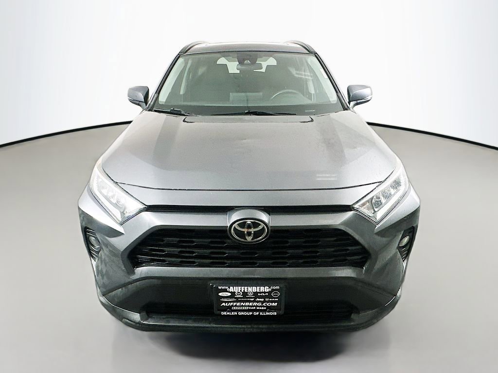 Used 2021 Toyota RAV4 XLE w/ Convenience Package image 2