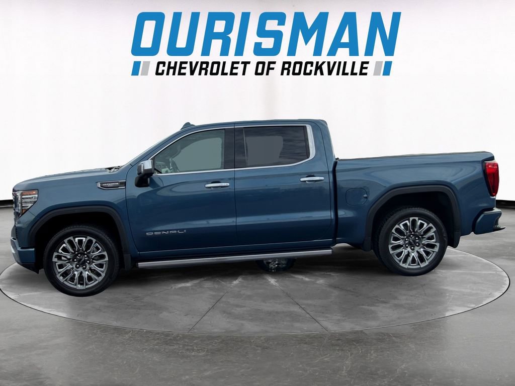 Used 2025 GMC Sierra 1500 Denali Ultimate image 3