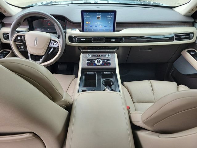 Certified 2020 Lincoln Aviator Reserve w/ Equipment Group 202A AWD/4WD image 28