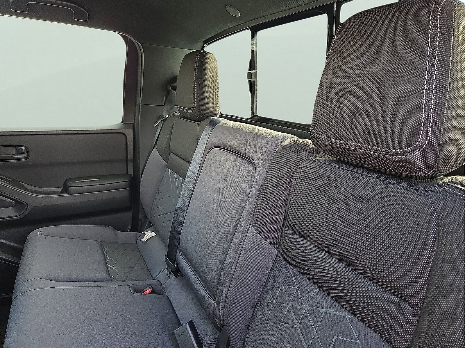 New 2026 Nissan Frontier SV w/ Tow Package AWD/4WD image 10