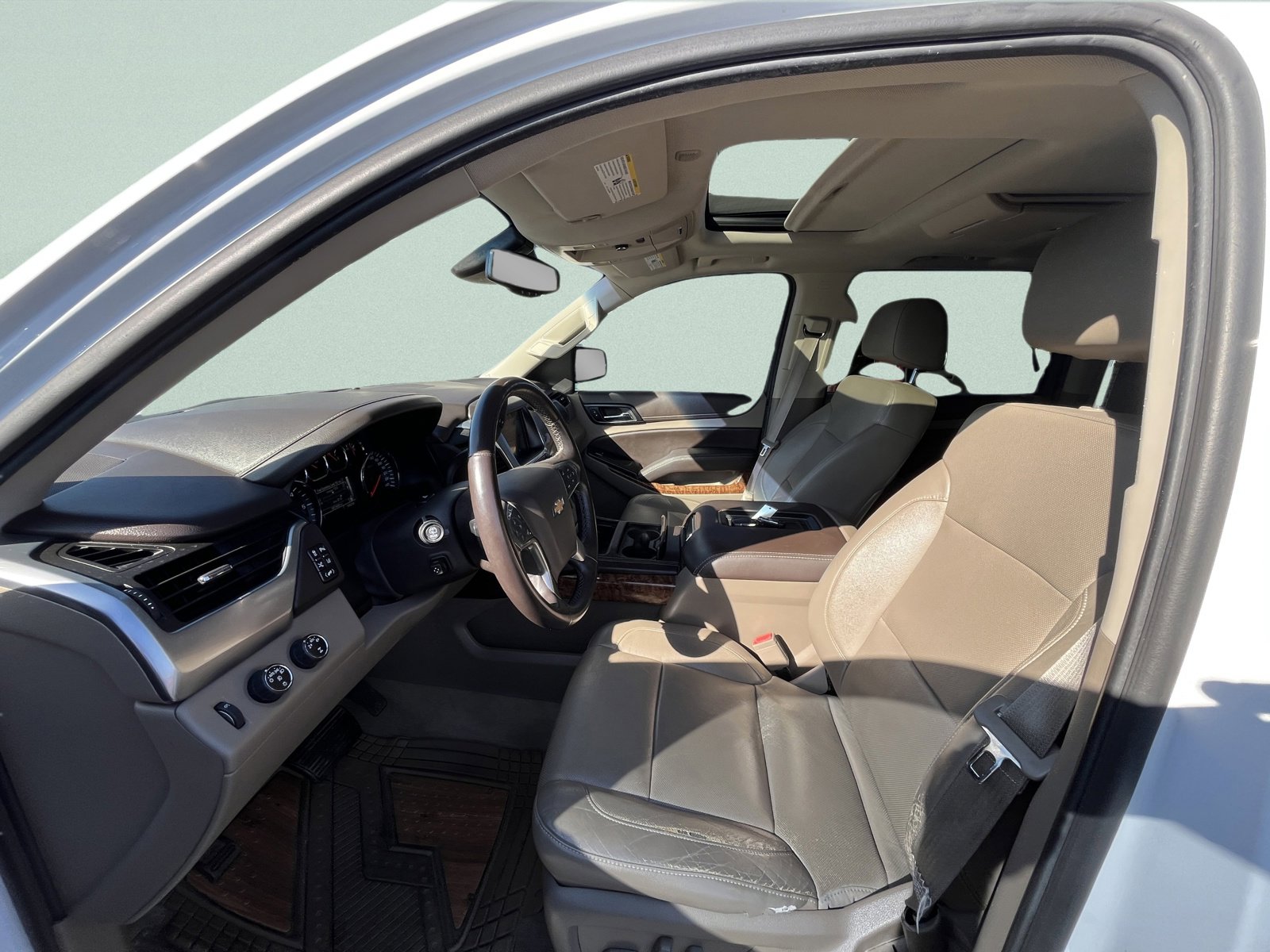 Used 2015 Chevrolet Suburban LTZ AWD/4WD image 15