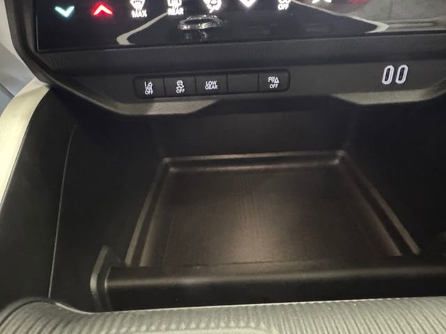 New 2026 Jeep Cherokee Overland AWD/4WD image 16