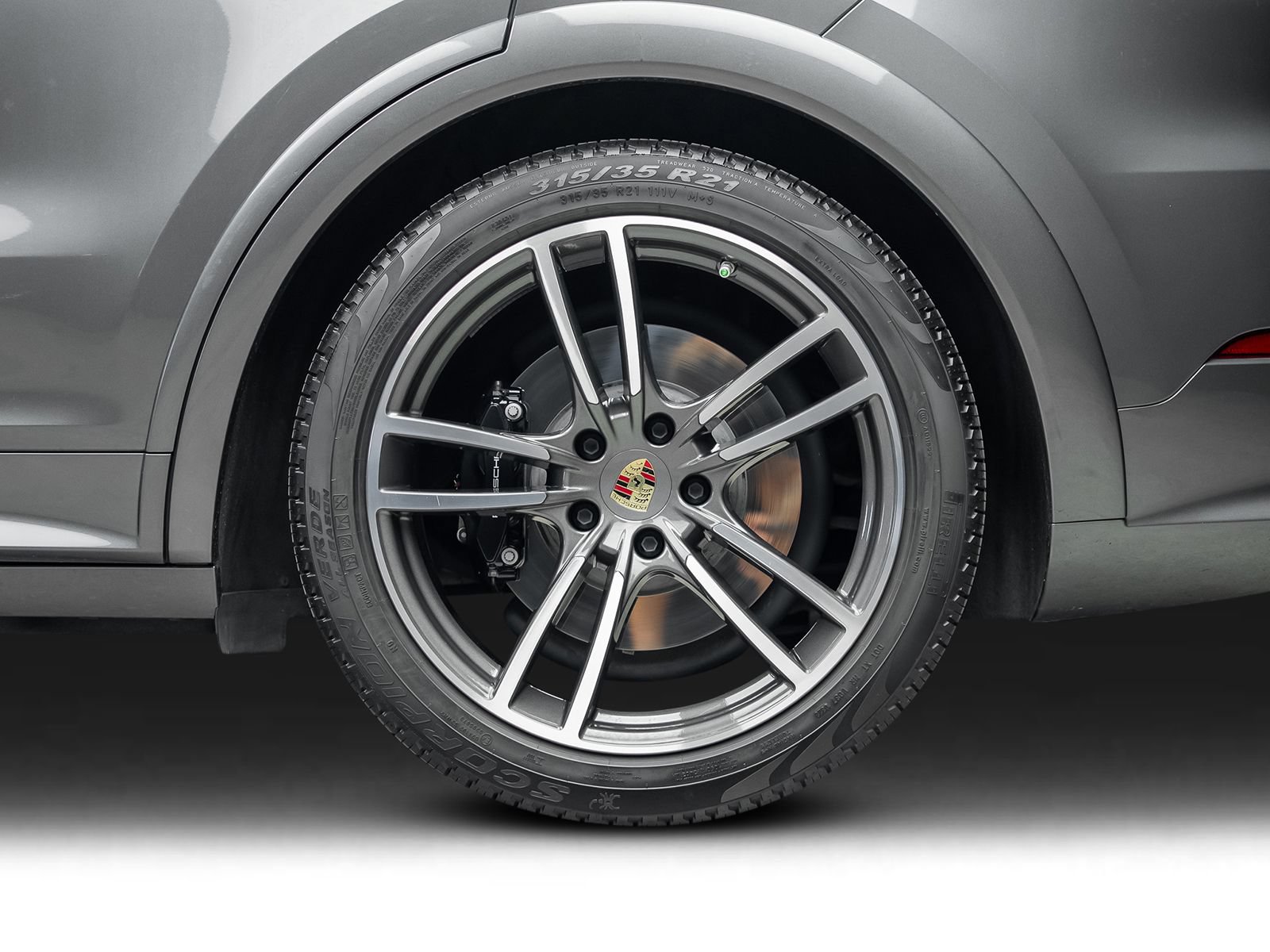 Used 2023 Porsche Cayenne Turbo AWD/4WD image 23