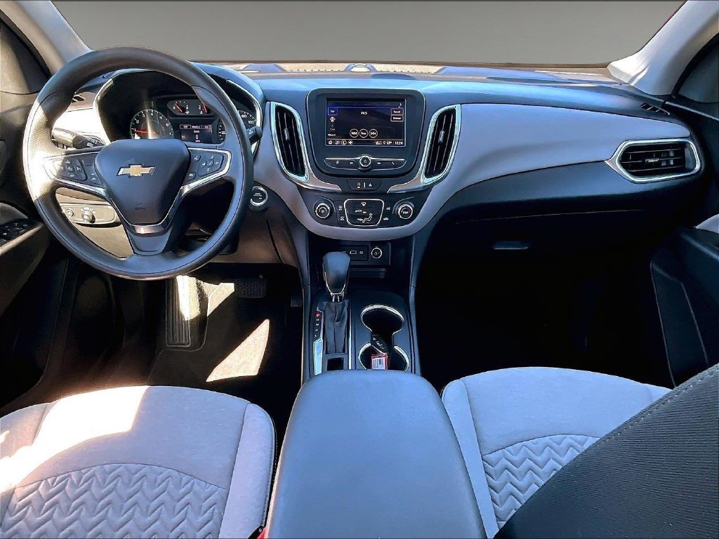 Used 2024 Chevrolet Equinox LS AWD/4WD image 21