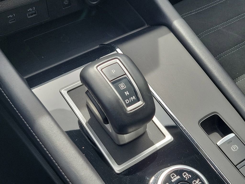 Used 2024 Mitsubishi Outlander SE AWD/4WD image 34