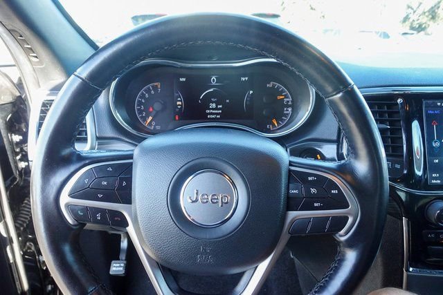 Used 2022 Jeep Grand Cherokee Laredo X image 12