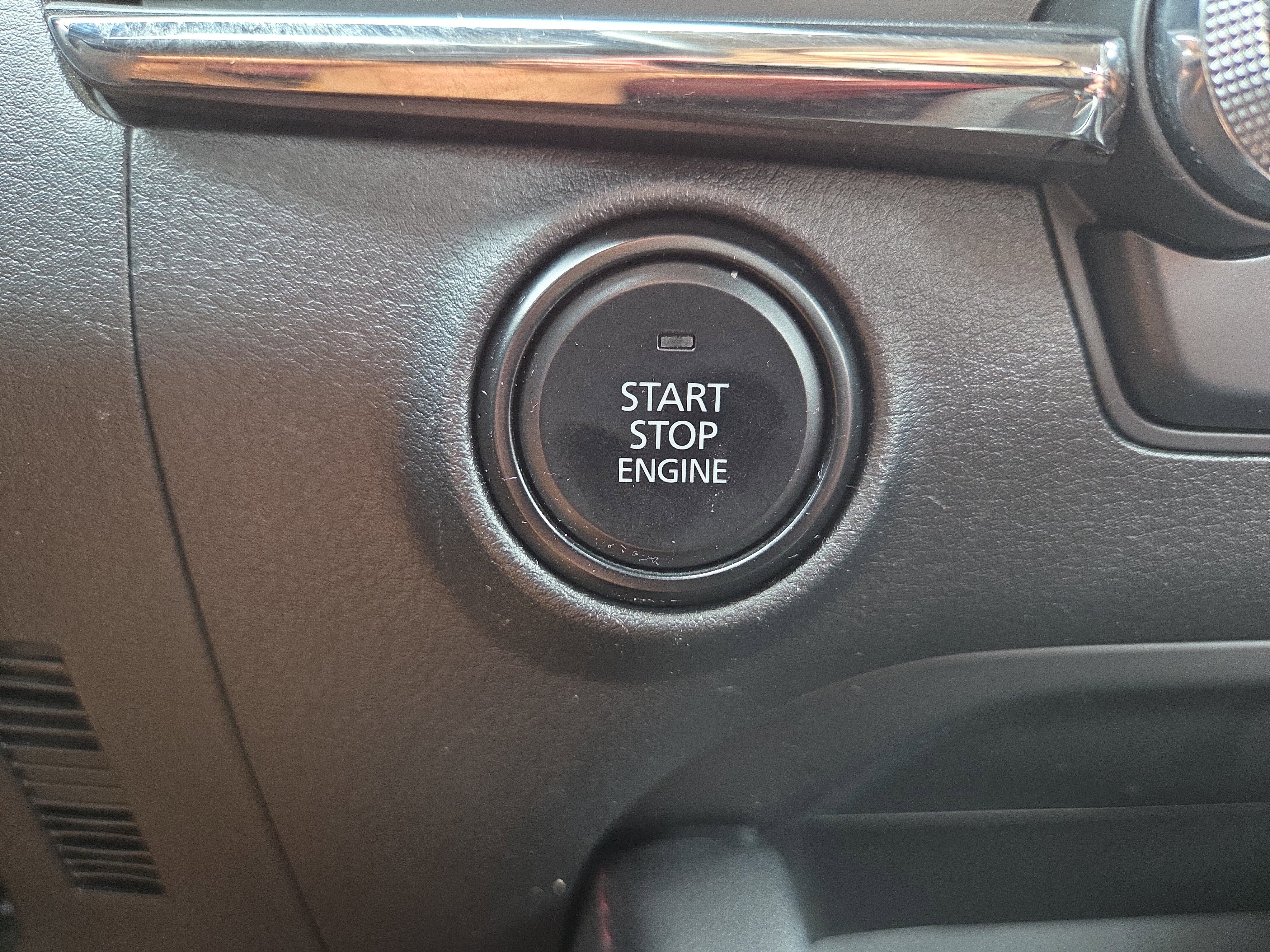 Used 2024 MAZDA MAZDA3 s image 25