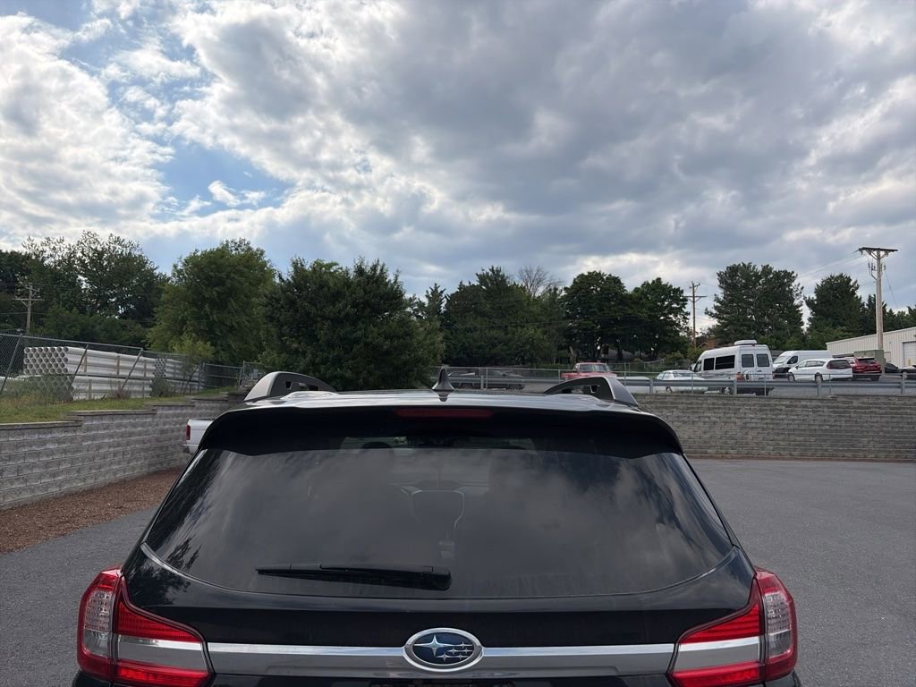 Used 2022 Subaru Ascent Limited w/ Technology Package AWD/4WD image 8