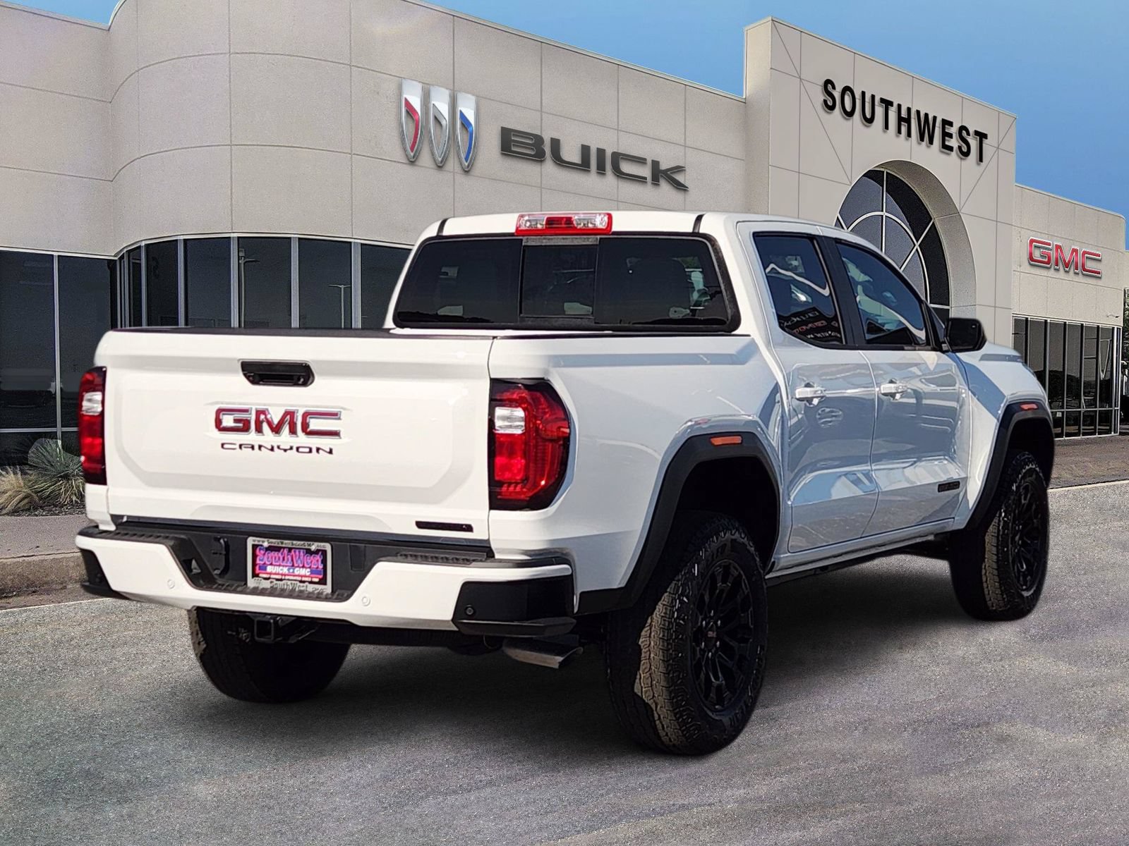 New 2026 GMC Canyon Elevation w/ Convenience Package RWD image 5
